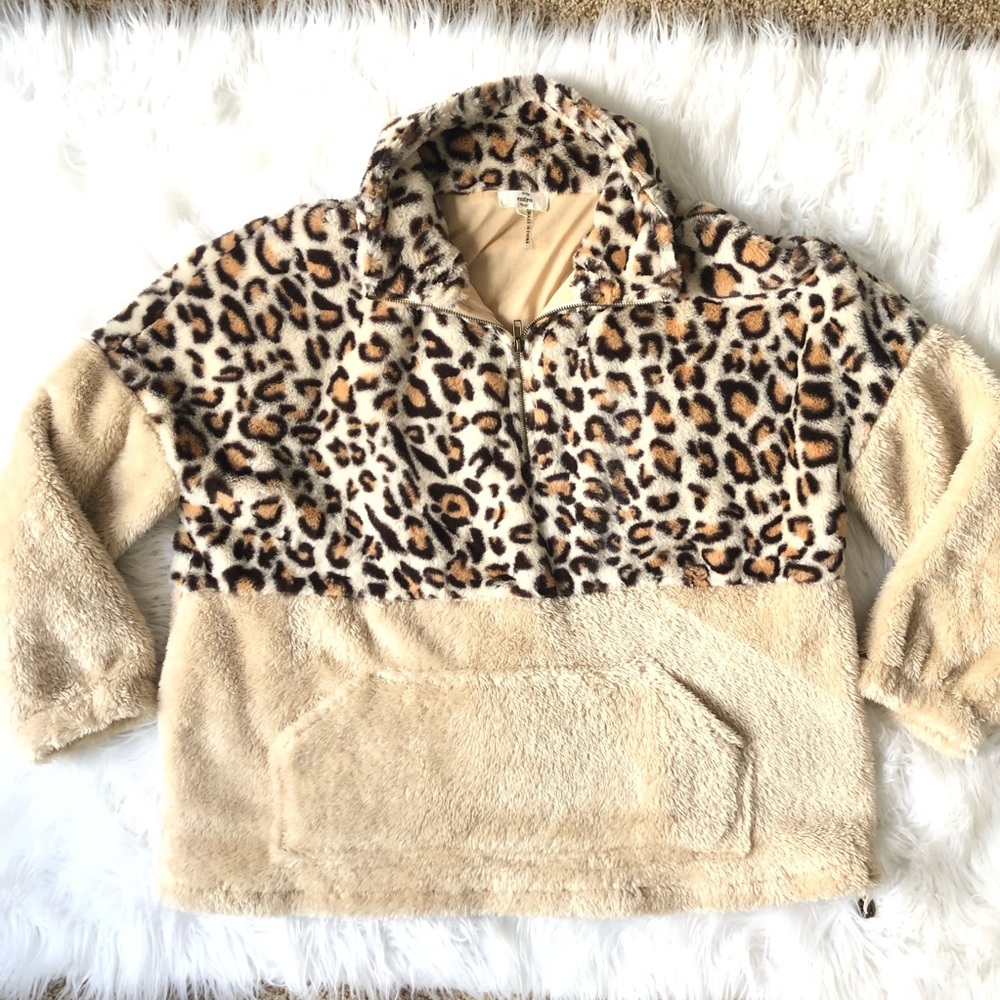 Cheetah tan Sherpa large